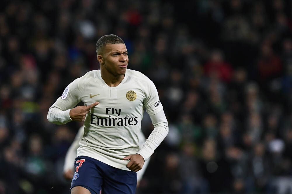 美国想要掌控稀土大豆芬太尼，却被中国三句话精准反击